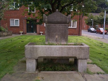 Picture of the War Memorial on Gisburn Road